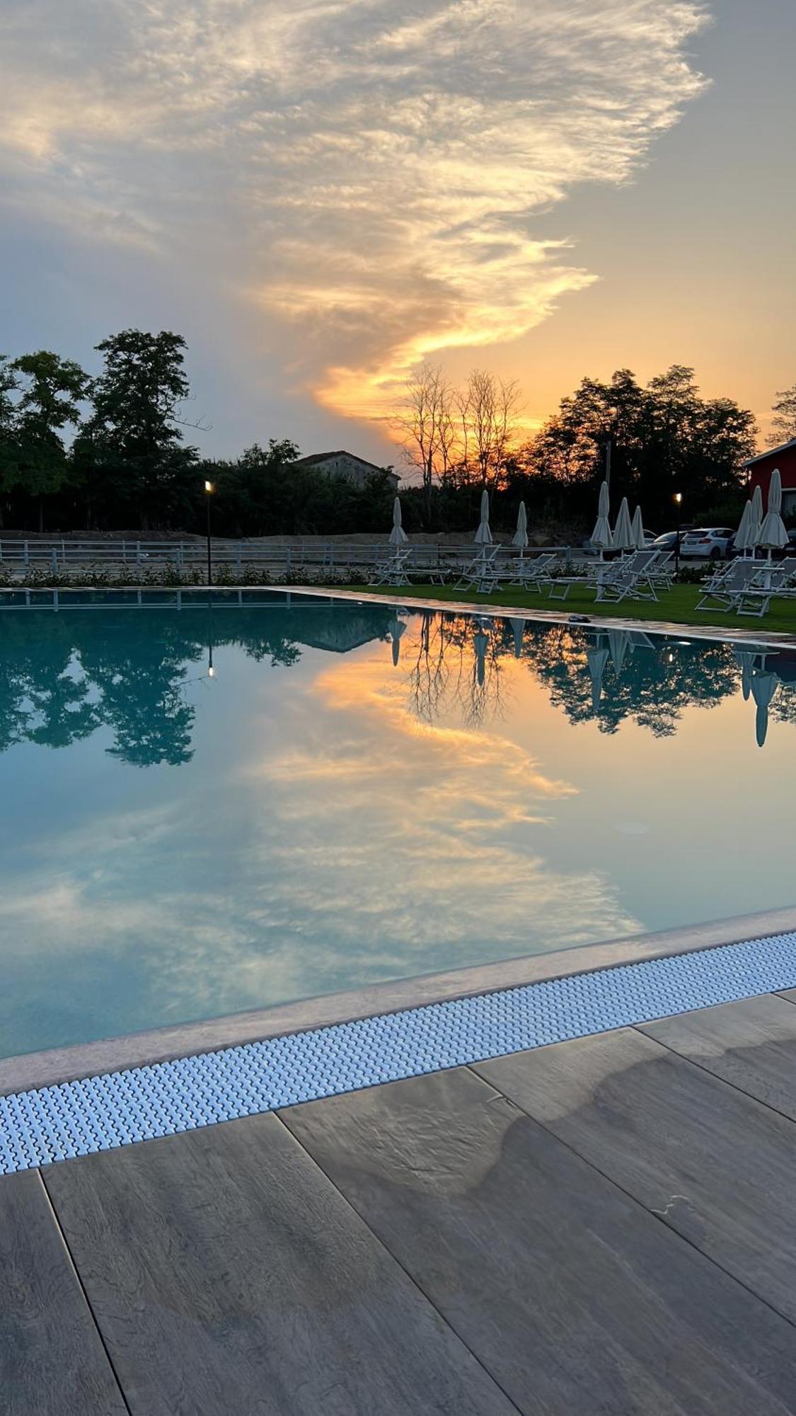 Ll Crinale Village Colli del Tronto Екстер'єр фото